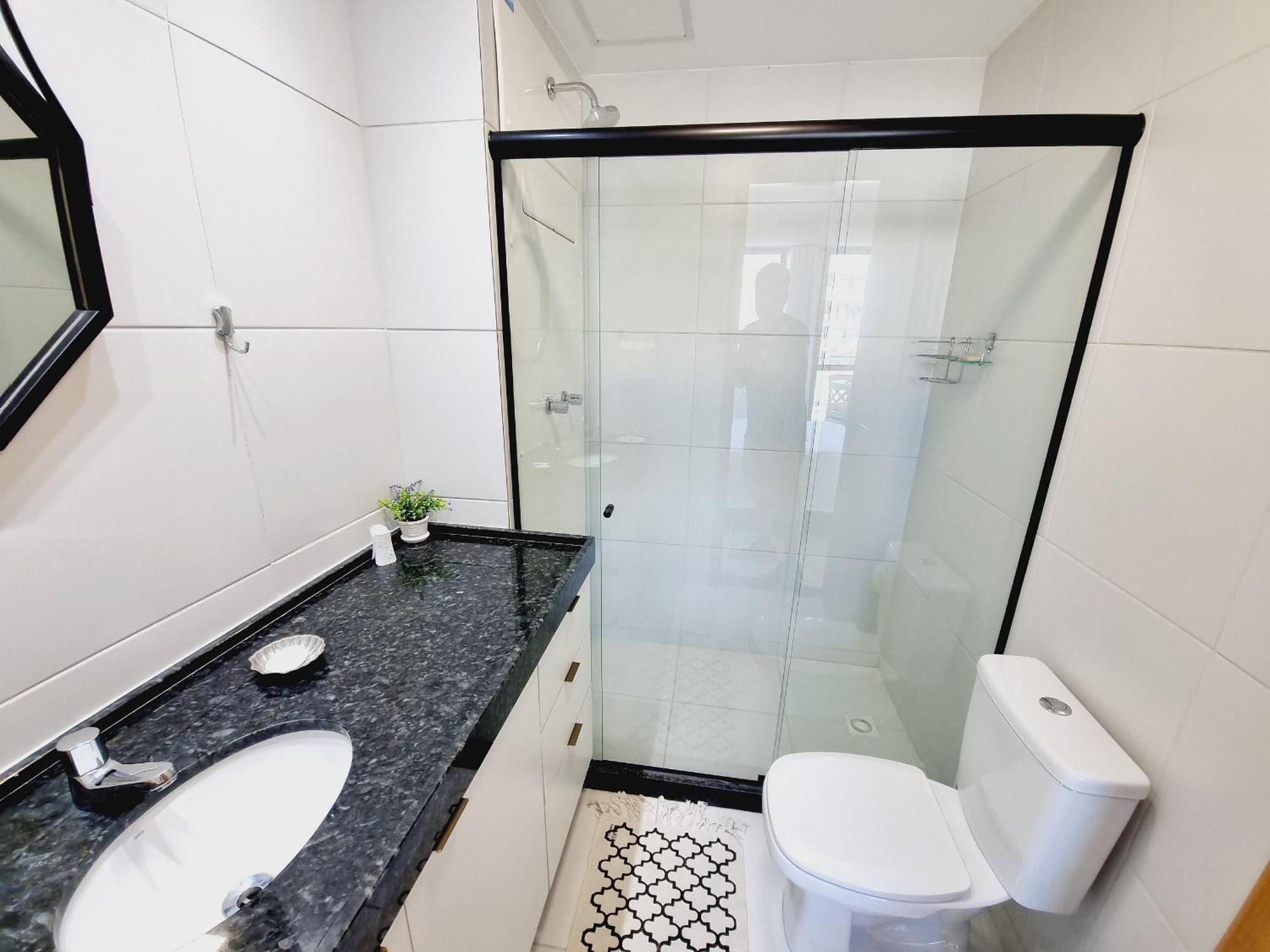 Flat Em Muro Alto - - Makia B117 - By Anfitriao *