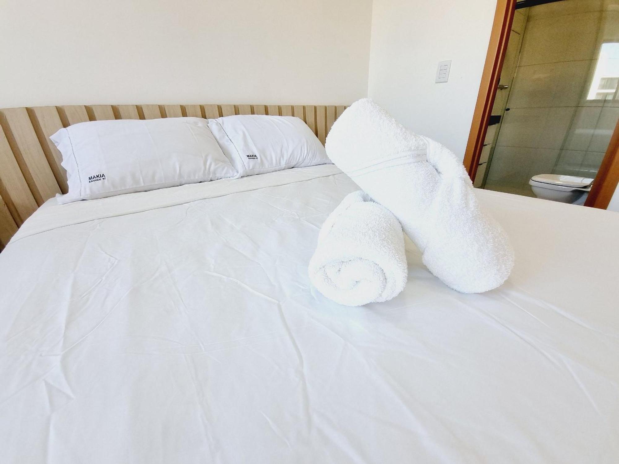 Flat Em Muro Alto - - Makia B117 - By Anfitriao