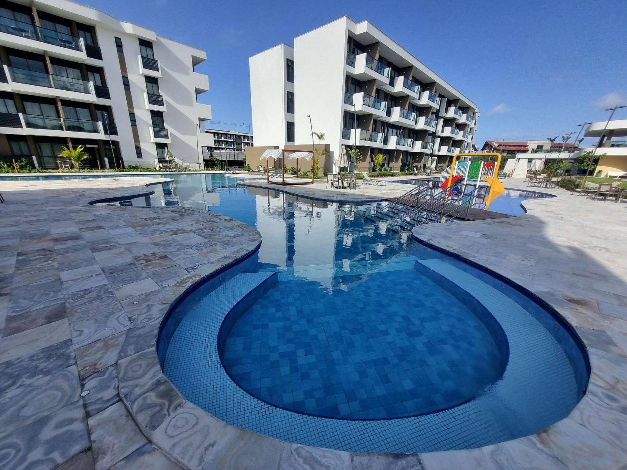 Flat Em Muro Alto - - Makia B117 - By Anfitriao *